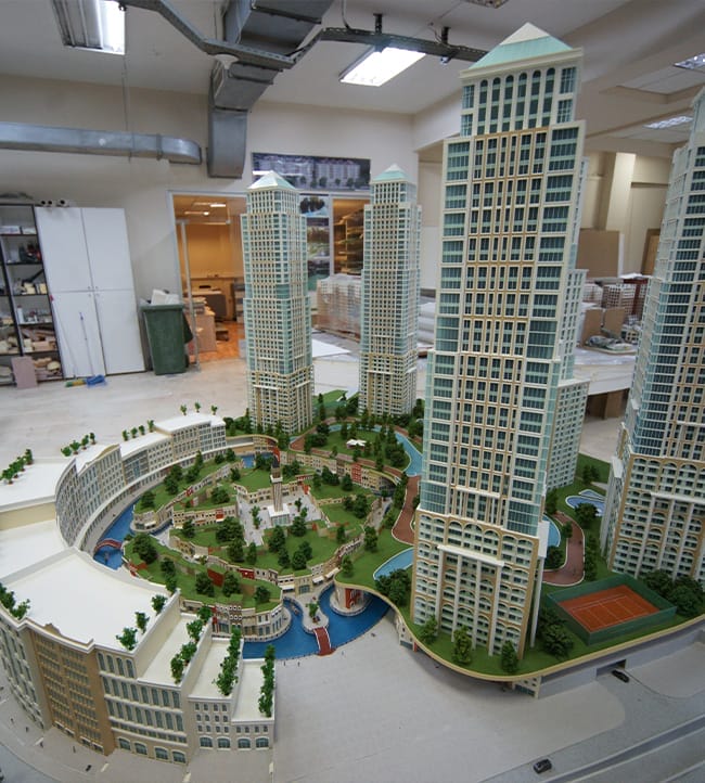VENEZIA REAL ESTATES