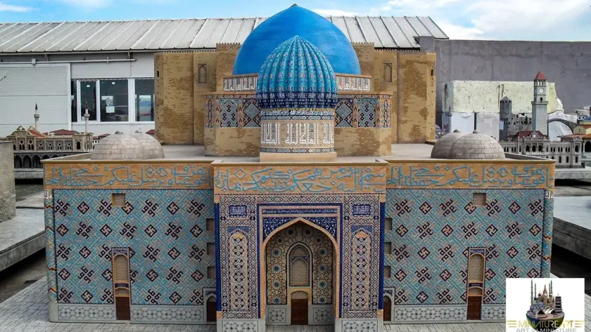 Hodja Ahmad Yasawi Madrasah miniature model – MiniatureArt photo 4