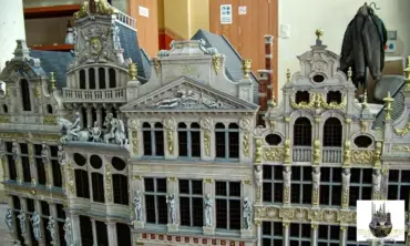 Brussels City Center, Details miniature model – MiniatureArt photo 2