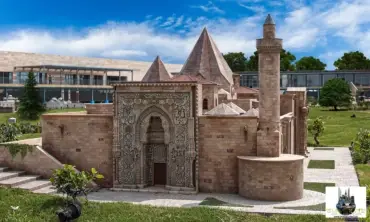 Divrik Great Mosque miniature model – MiniatureArt photo 1