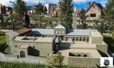 Diyarbakir Great Mosque miniature model – MiniatureArt photo 3