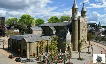 Basilica of Our Lady – Olv miniature model – MiniatureArt photo 5