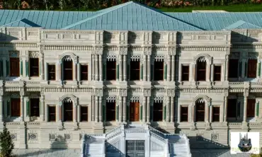 Ciragan Palace miniature model – MiniatureArt photo 5